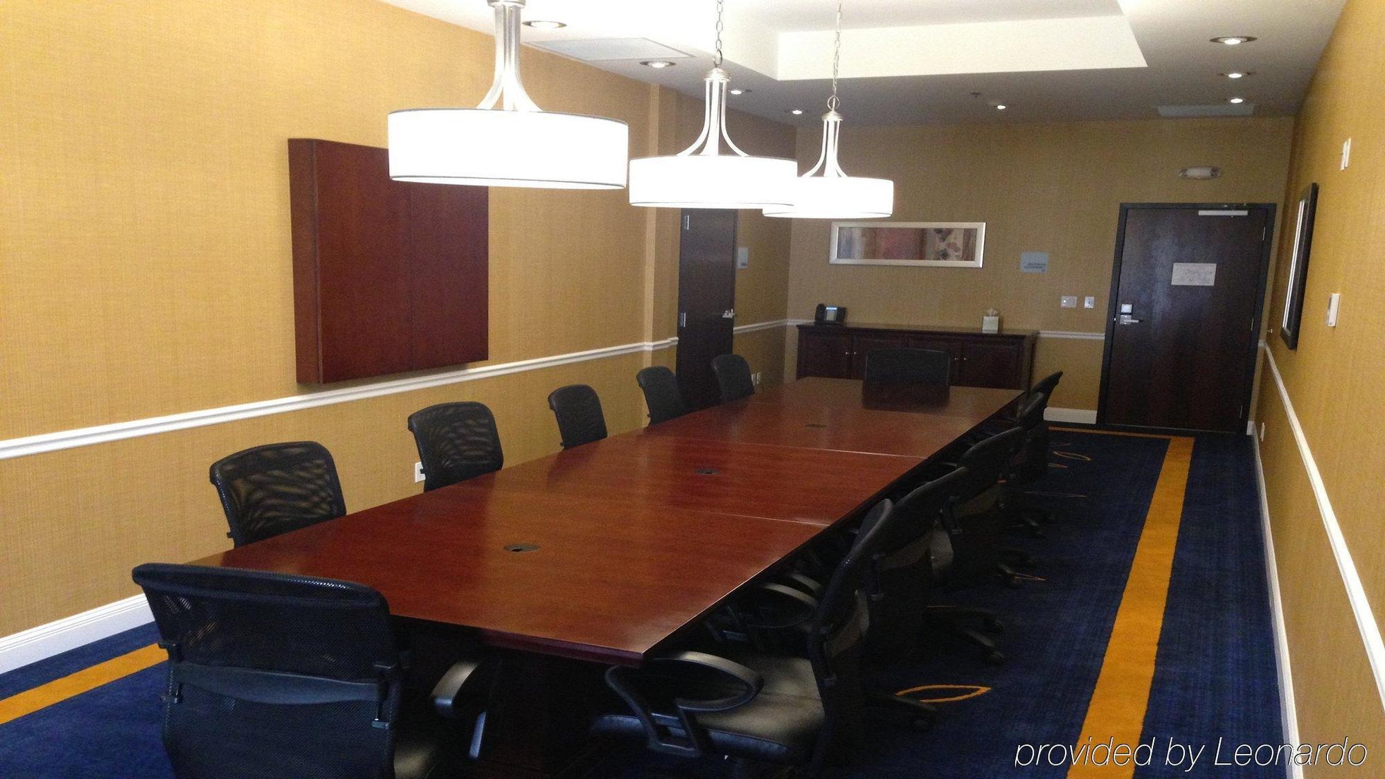 Holiday Inn Express And Suites Columbia University Area By Ihg Экстерьер фото