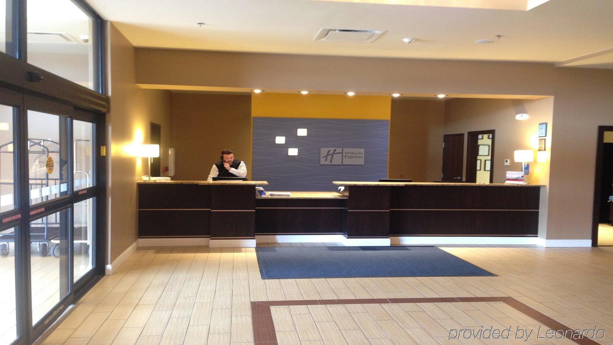 Holiday Inn Express And Suites Columbia University Area By Ihg Экстерьер фото